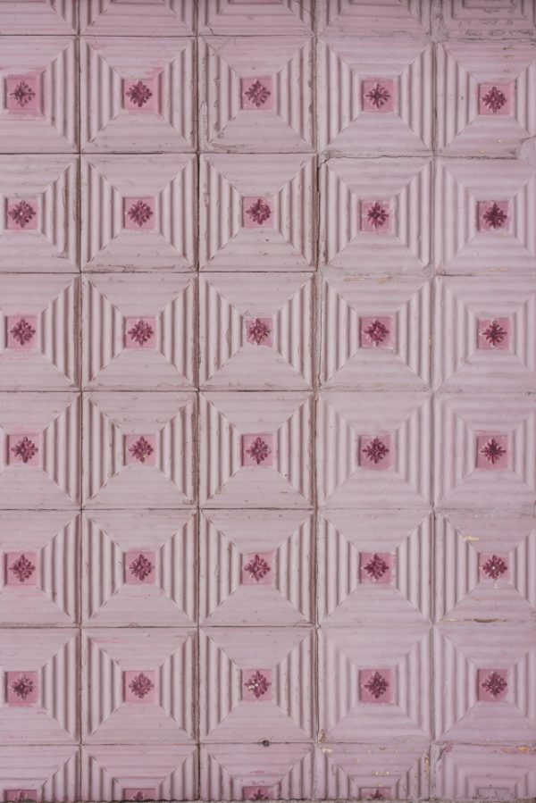 pink azulejos